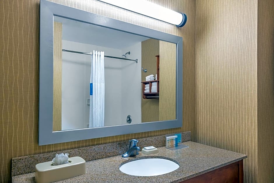 Hampton Inn South Heritage Park