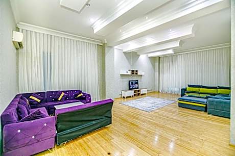 5 Bedroom Apartment in Nizami street