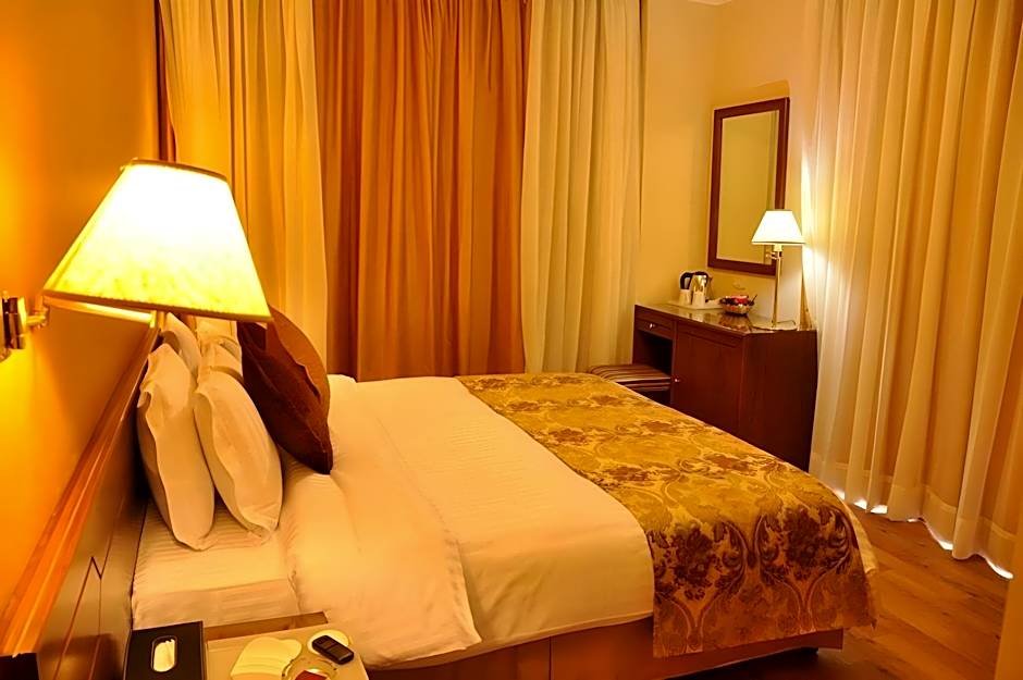 Orient Prince Hotel