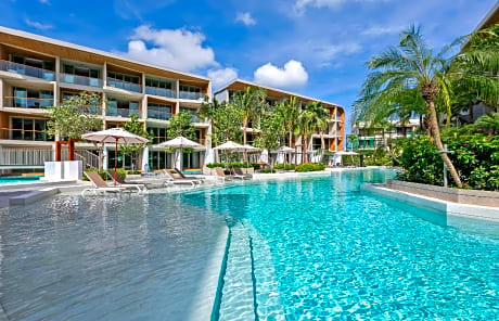 Wyndham Grand Nai Harn Beach Phuket