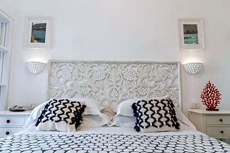 Double Room with Sea View and small Balcony