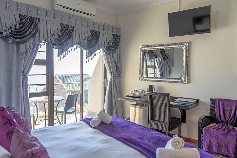Bar-t-nique Guest House