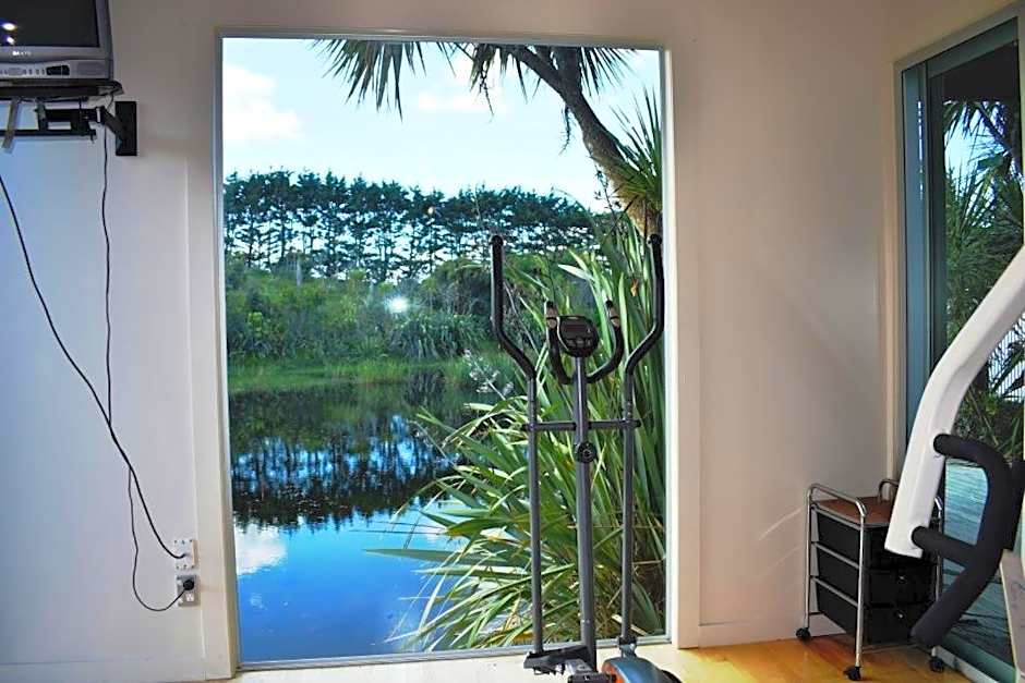 The Lakes - Kai Iwi Lakes Exclusive Retreat