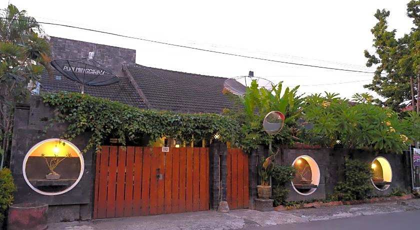 Puri Minggiran Guesthouse Yogya