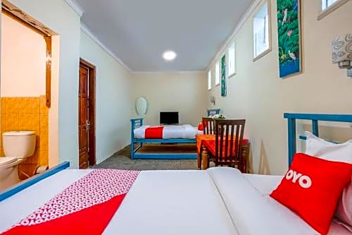 OYO 3004 Penginapan Bromo Adi