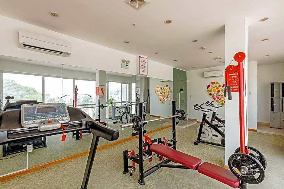 Ttc Hotel Deluxe Airport