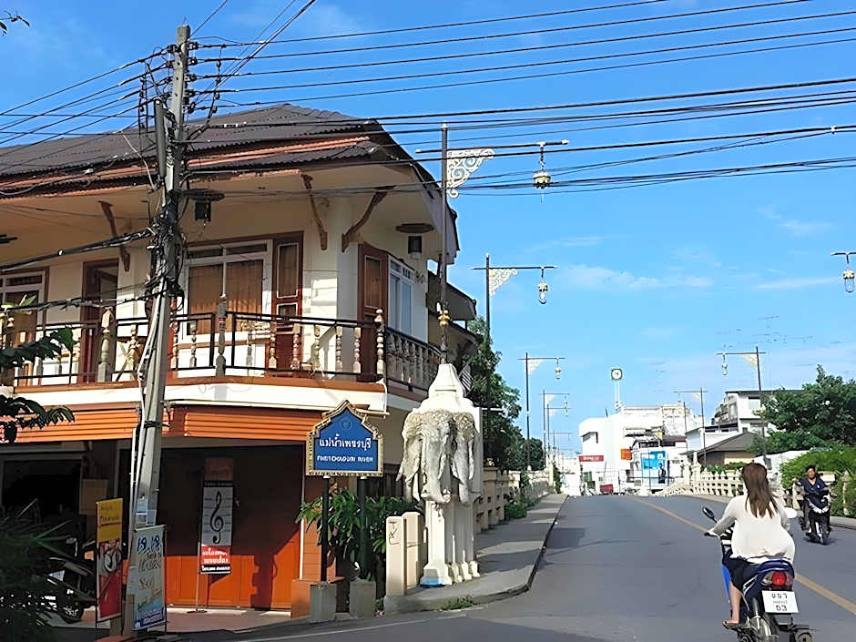 JJ. Home Petchaburi