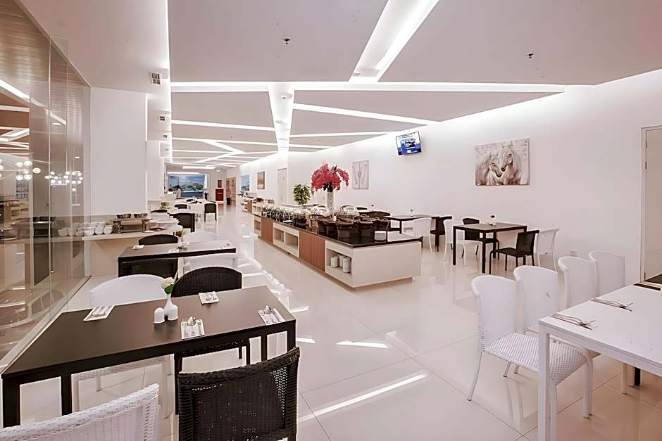 The Azana Hotel Airport Semarang