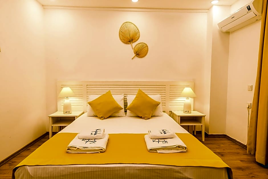 Kybele Suites
