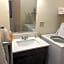 Creekside Downtown Vacation Suites, Only Adults 25 or older