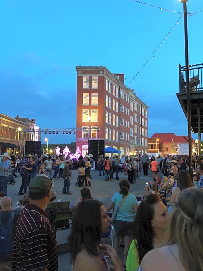 Frontier Hotel Pawhuska