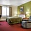 Hudson Inn & Suites