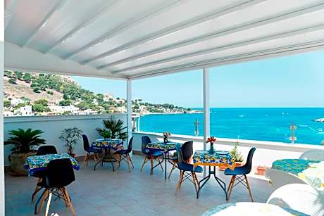 B&B Una Terrazza sul Golfo di Sferracavallo