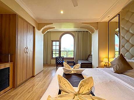 Executive Triple Room