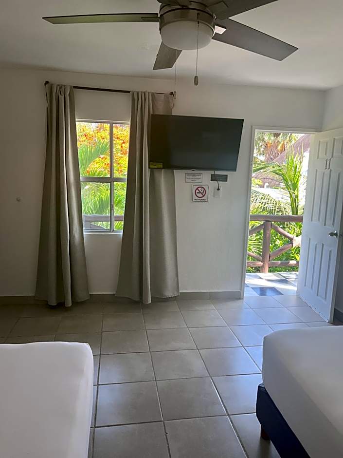 La Diosa Kali Beach Front Hotel