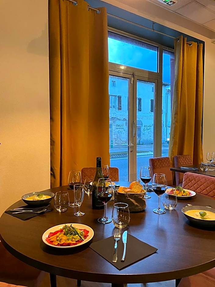 Logis Hôtels et restaurant La Pause Rn7 Montélimar Nord