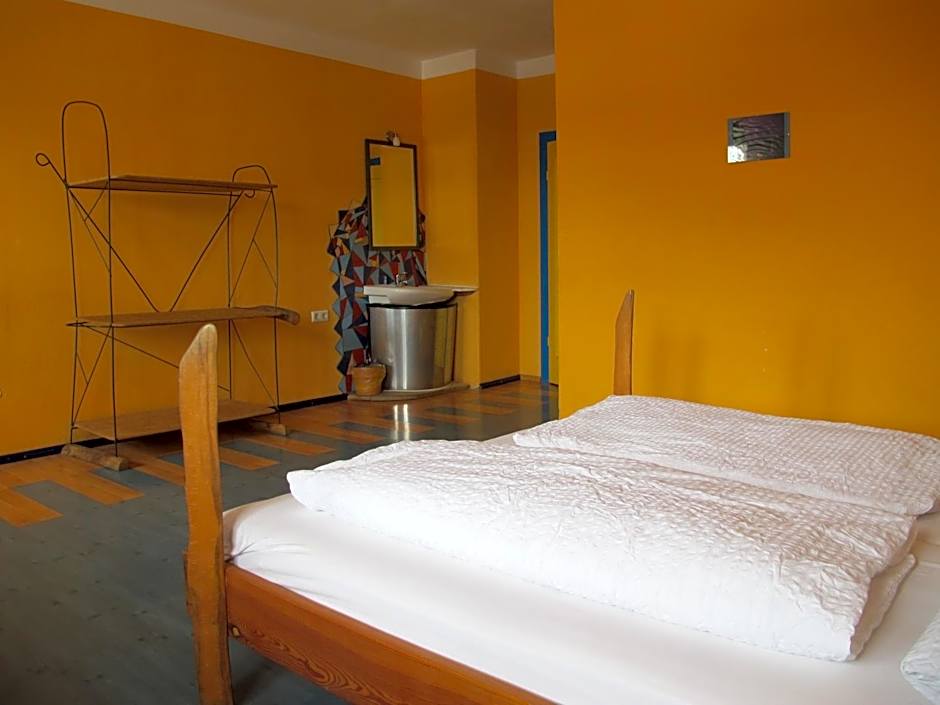 Schiff Bihlerdorf - Hostel