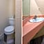 City Centre Motel by OYO