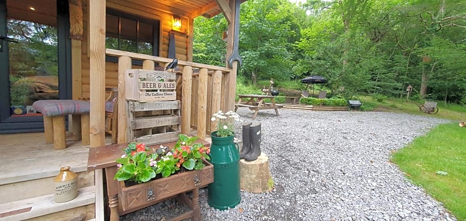 The Miners Log Cabin