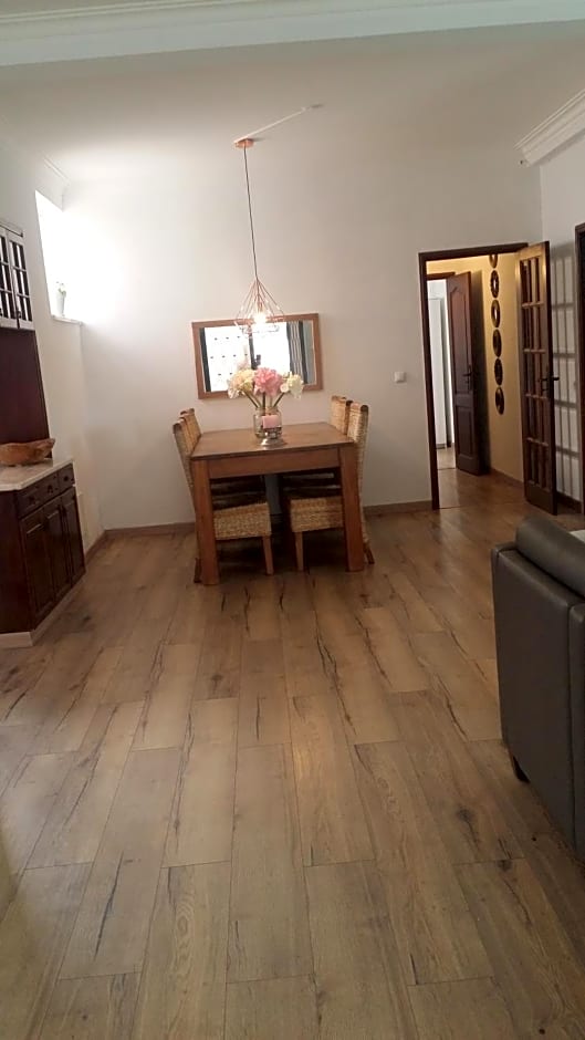 BB Silvercoast Casa das Flores