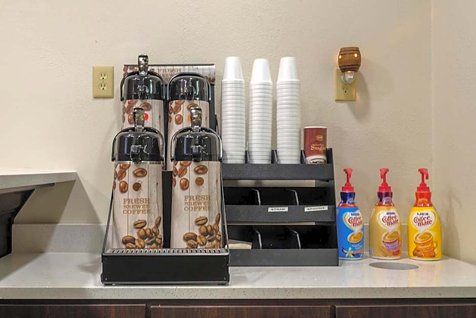 Red Roof Inn & Suites Carrollton, GA - West Georgia