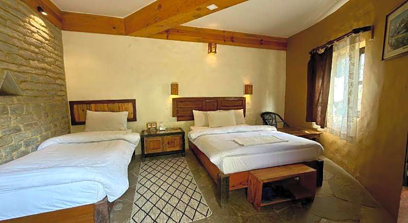 Bhanjyang Village Lodge