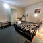 Hume Inn Motel