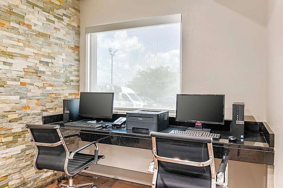 Quality Inn & Suites Union City - Atlanta South