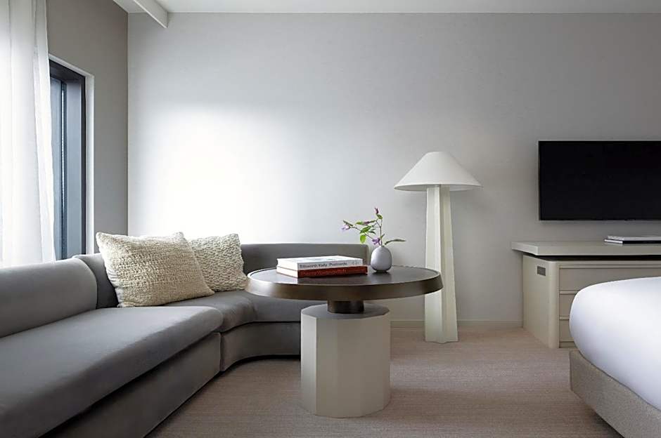 Kimpton Claret Hotel By IHG