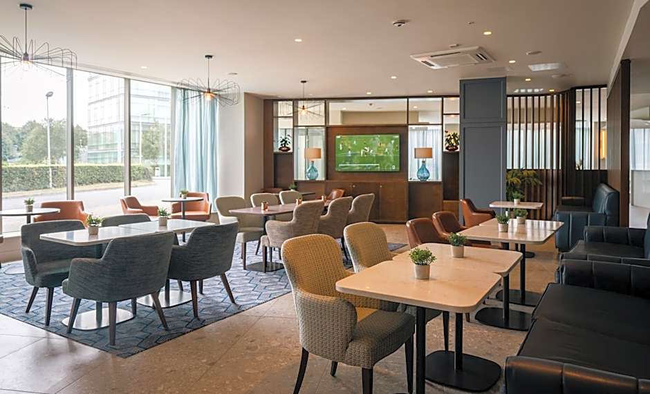 Aspect Hotel Park West