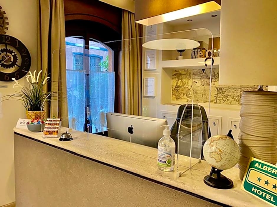 Hotel Ares Milano