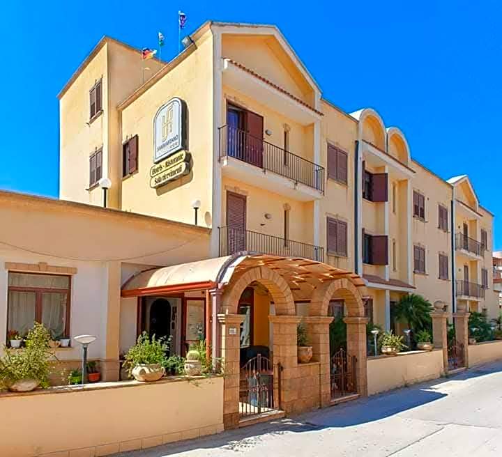 Sammartano Hotels