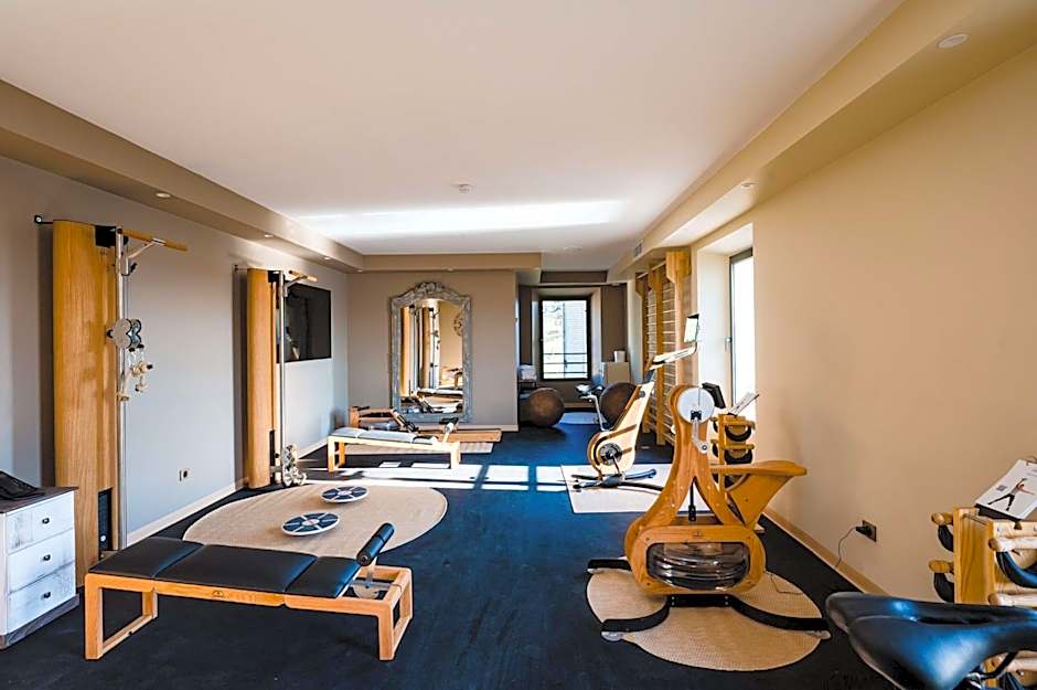 Le Hameau des Pesquiers Ecolodge, Curio Collection by Hilton