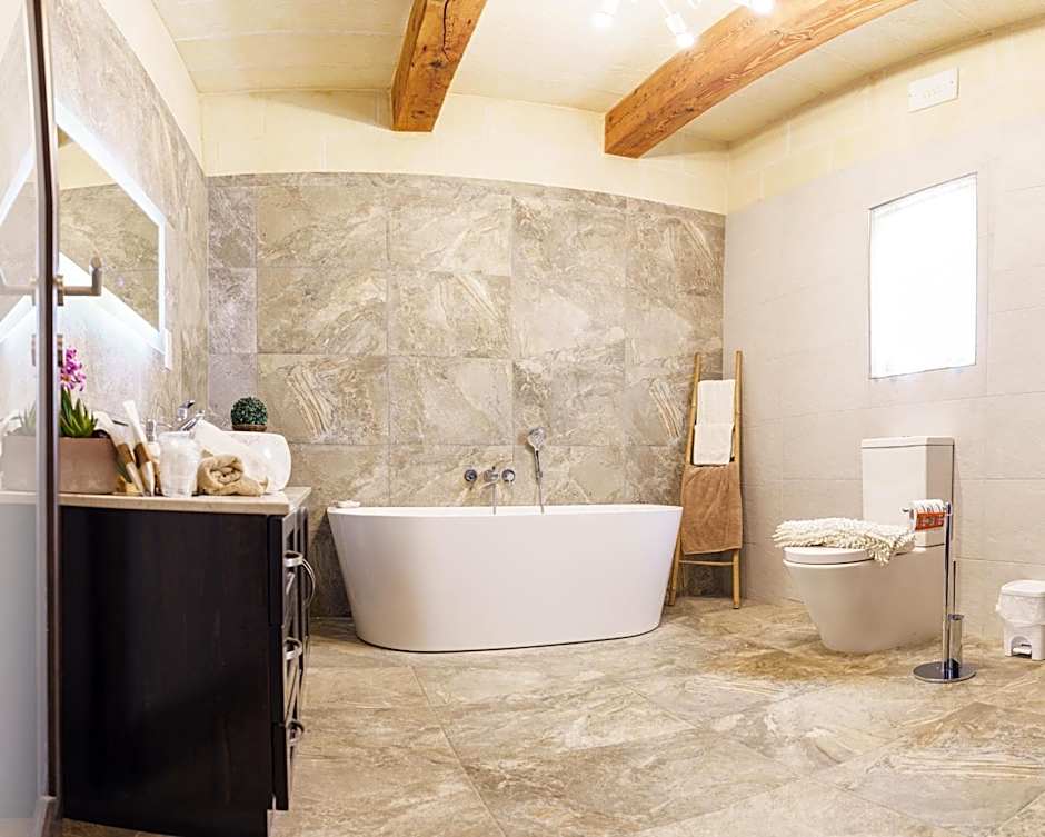 Ajuga Luxury Boutique B&B