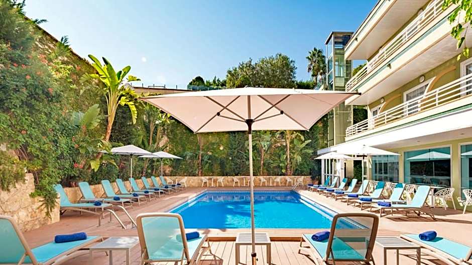 Hotel Agua Beach