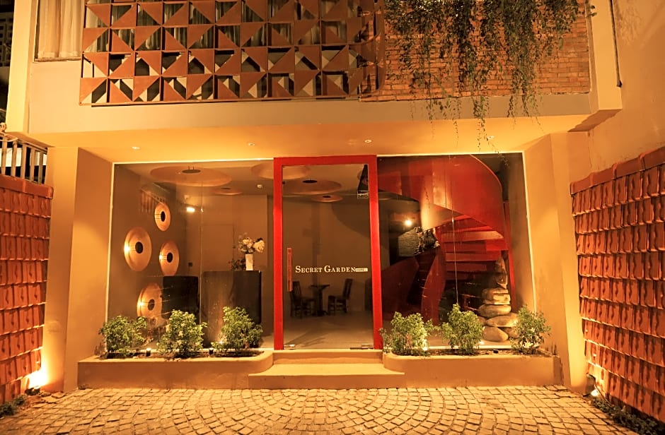 Secret Garden Hotel