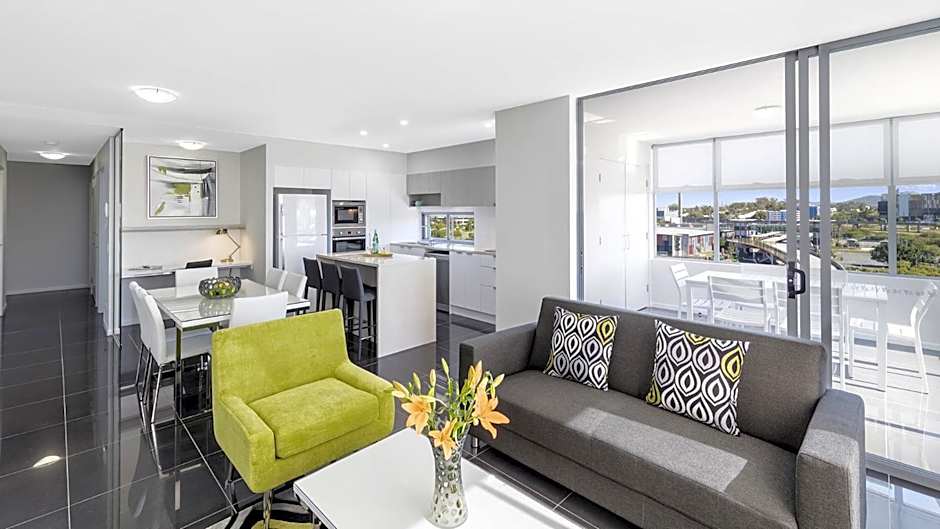 Oaks Brisbane Woolloongabba Suites