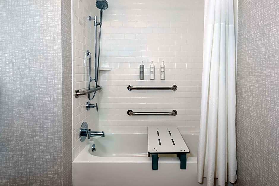 Hampton Inn By Hilton Coventry-Warwick Area