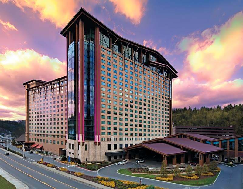 Harrah's Cherokee - A Caesars Rewards Destination