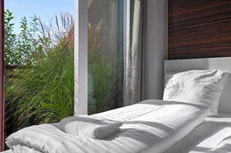 Single Room with Terrace