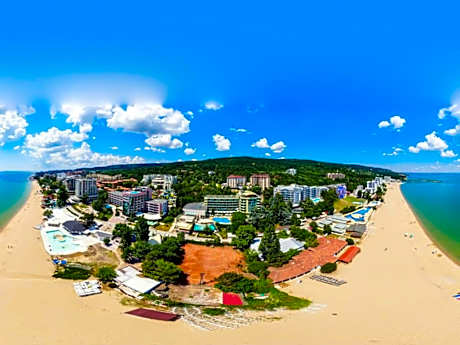 Palm Beach Hotel