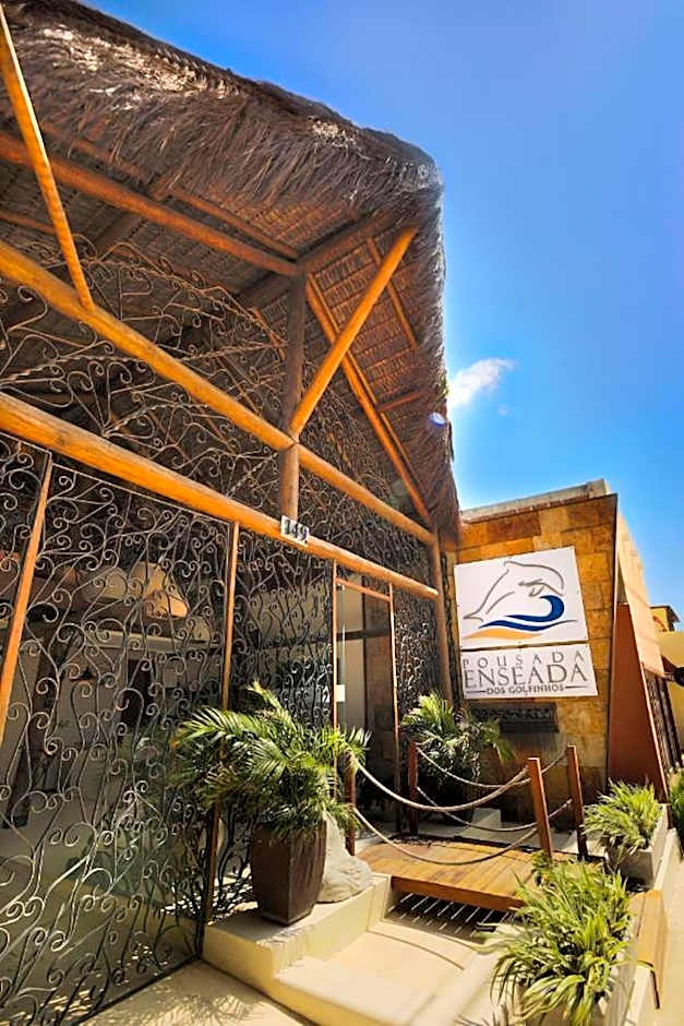 Enseada dos Golfinhos