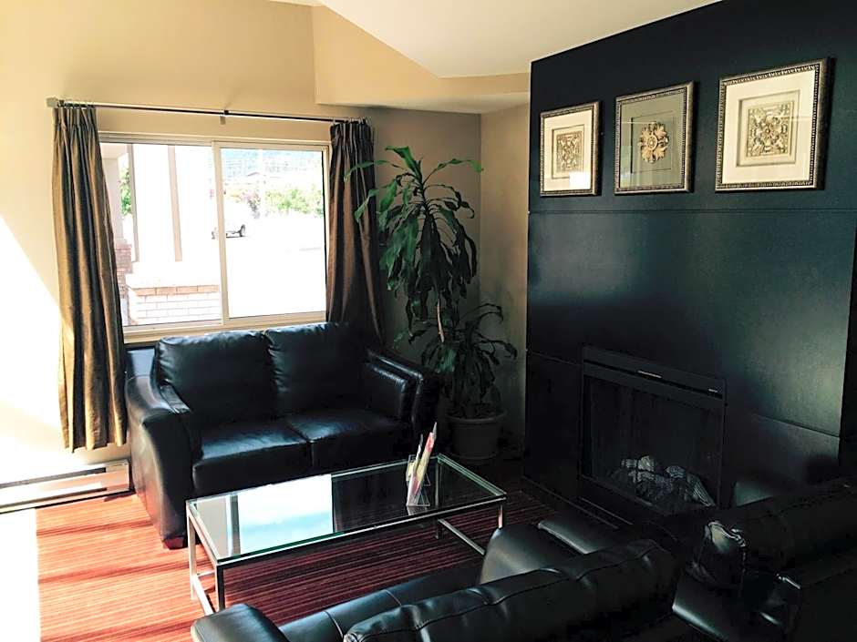 Super 8 by Wyndham West Kelowna BC