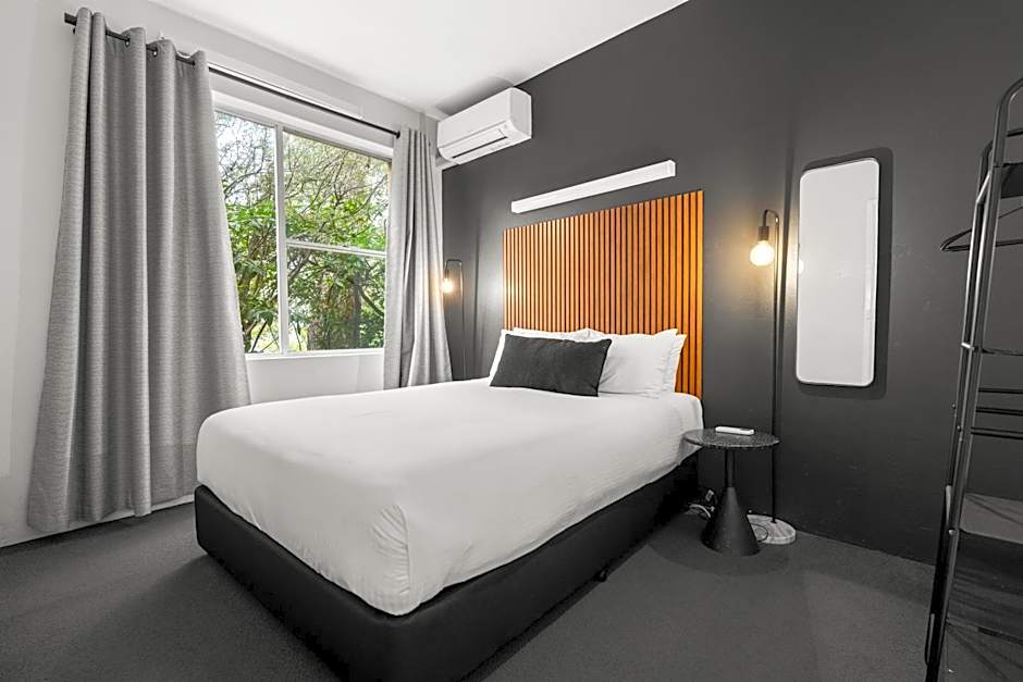 Echo Point Discovery Motel