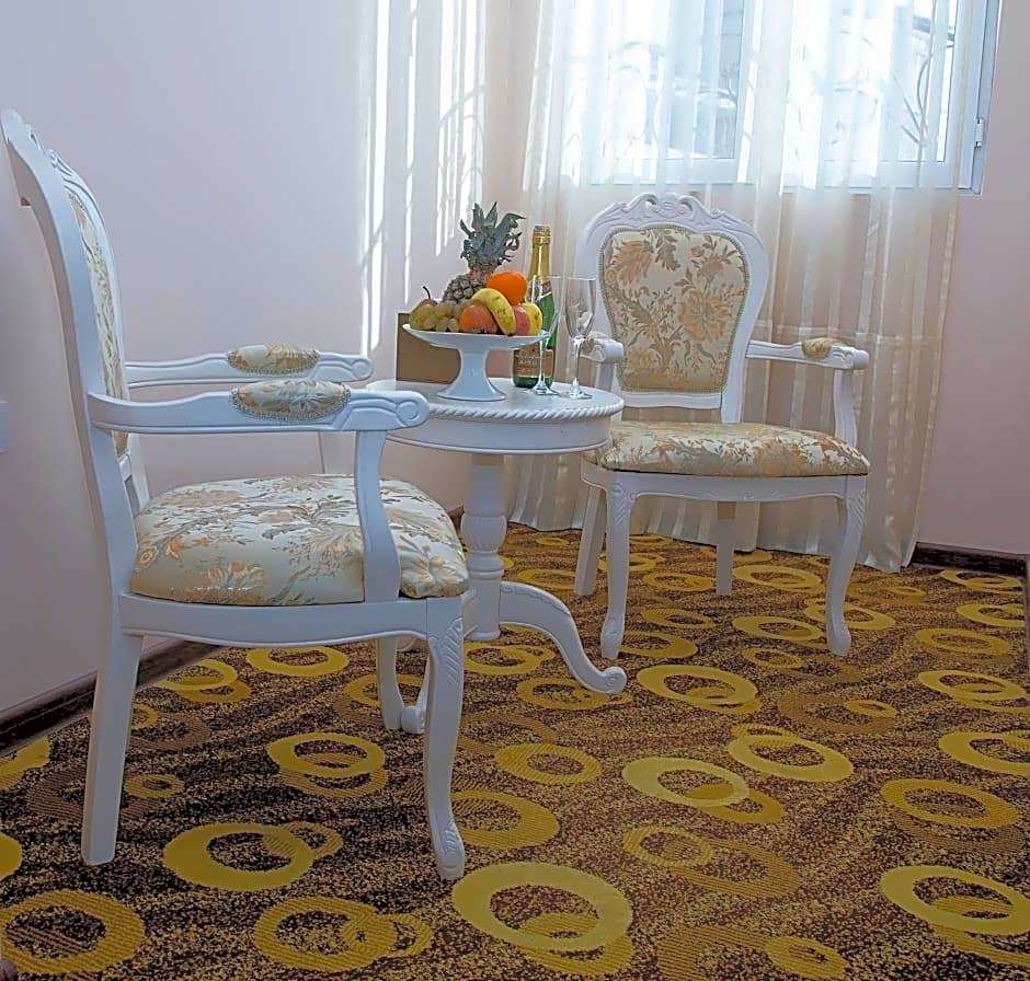 Imperial Palace Hotel