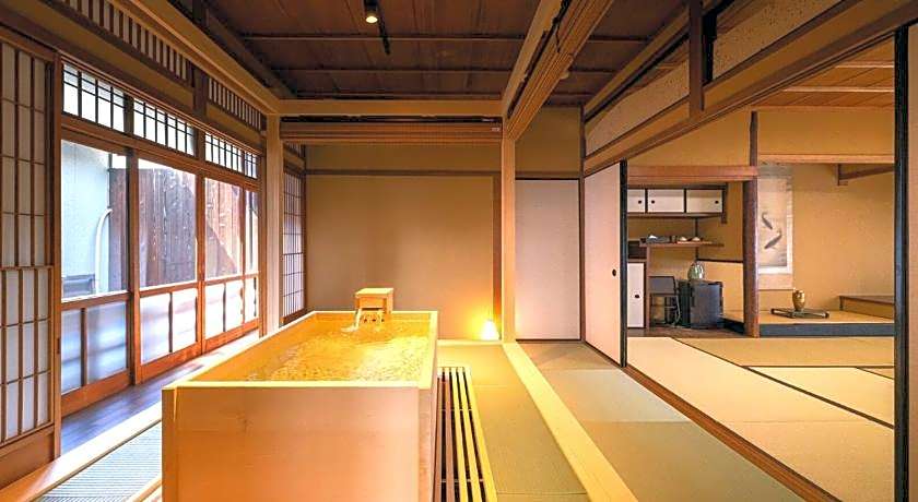 Nazuna Kyoto Nijo-jo