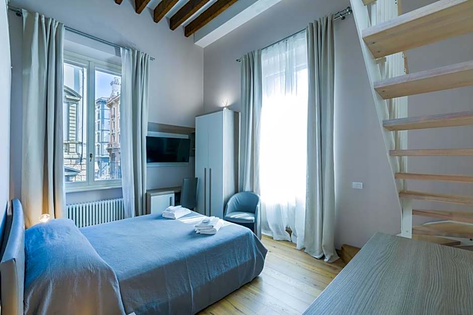 VRooms All'Angolo Del Duomo