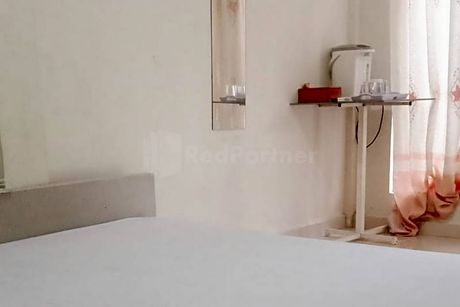 Wisma Pinggir Mitra RedDoorz