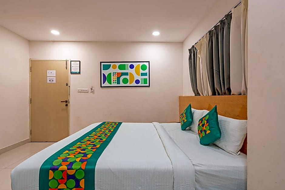 Treebo Living Tree Opposite Khairatabad Metro