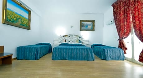 Quadruple Room, Annex Building (Bed Not Specified)